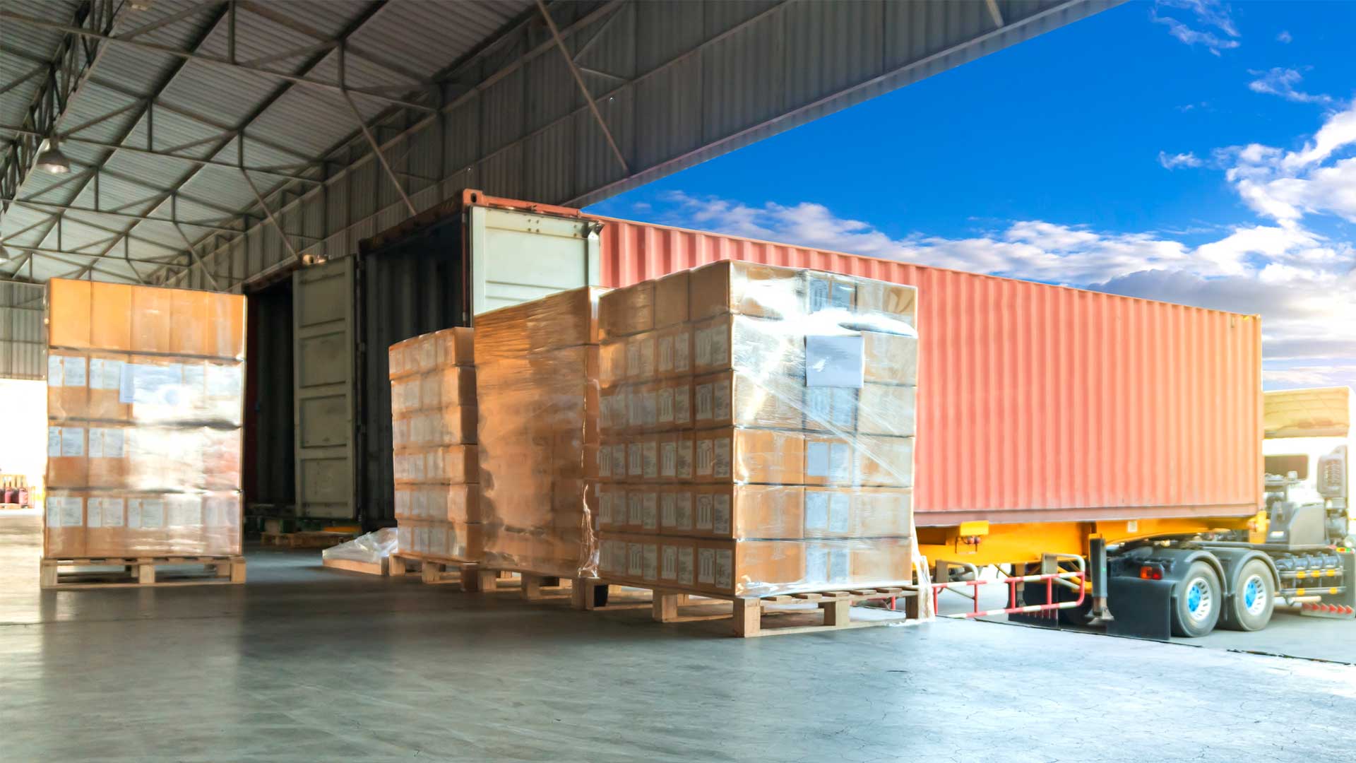 Freight Consolidation The Benefits and Drawbacks